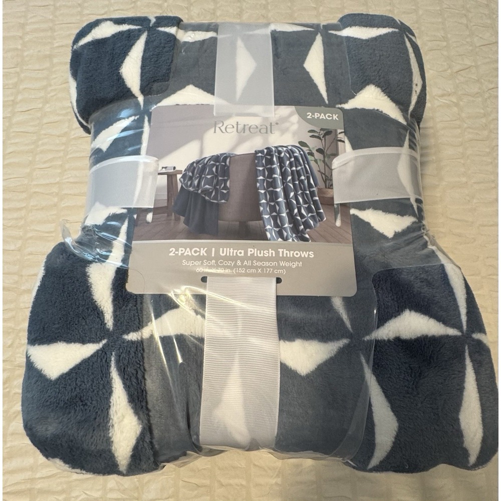 Retreat 2 Pack Plush Throw Modern Geo & Solid Blue 60" X 70" New In Package
